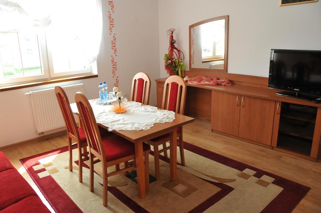 Hotel Restauracja Lorenzo Stopnica Extérieur photo
